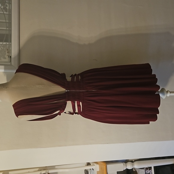 Express Coctail Dress - Picture 2 of 6